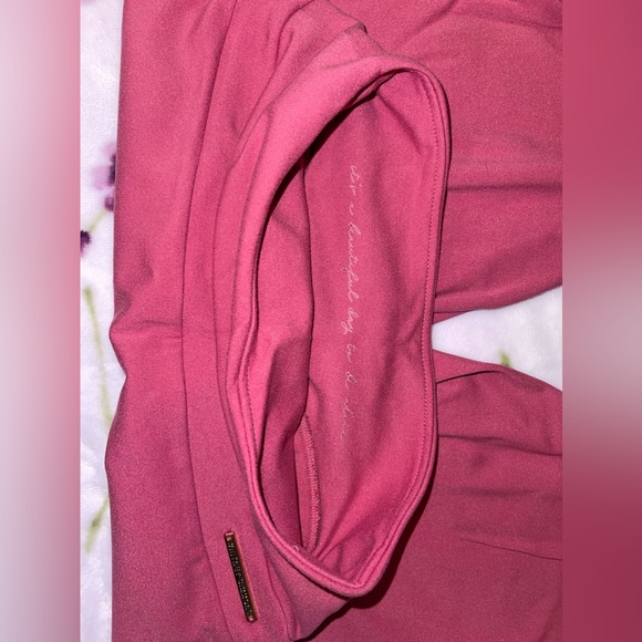 Whitney Simmons Gymshark Tights - Picture 4 of 4